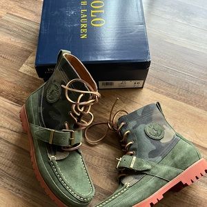 Brand new Polo Ralph Lauren
Ranger Suede & Camo Boots